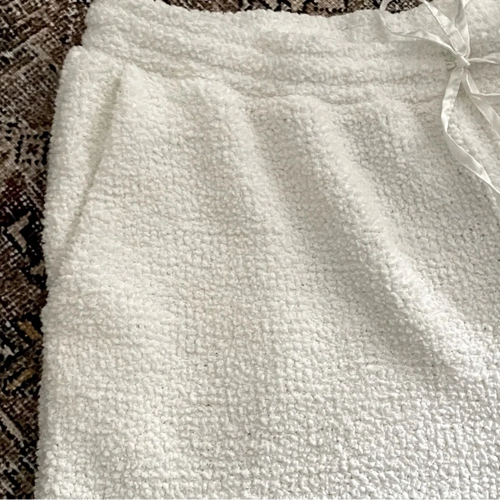ELOQUII 18/20 Teddy Shorts in White - Women's